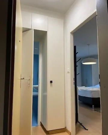 Terrific In The Centre - Art 2 *